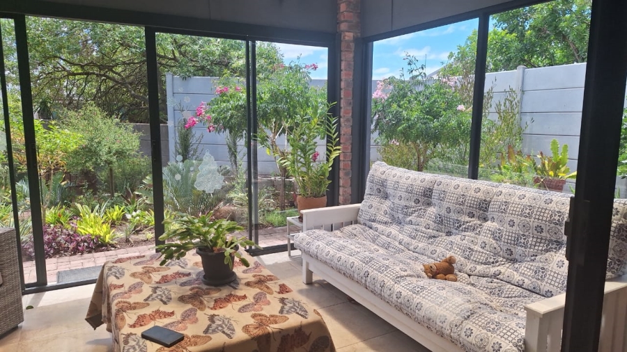 4 Bedroom Property for Sale in Stilbaai Wes Western Cape